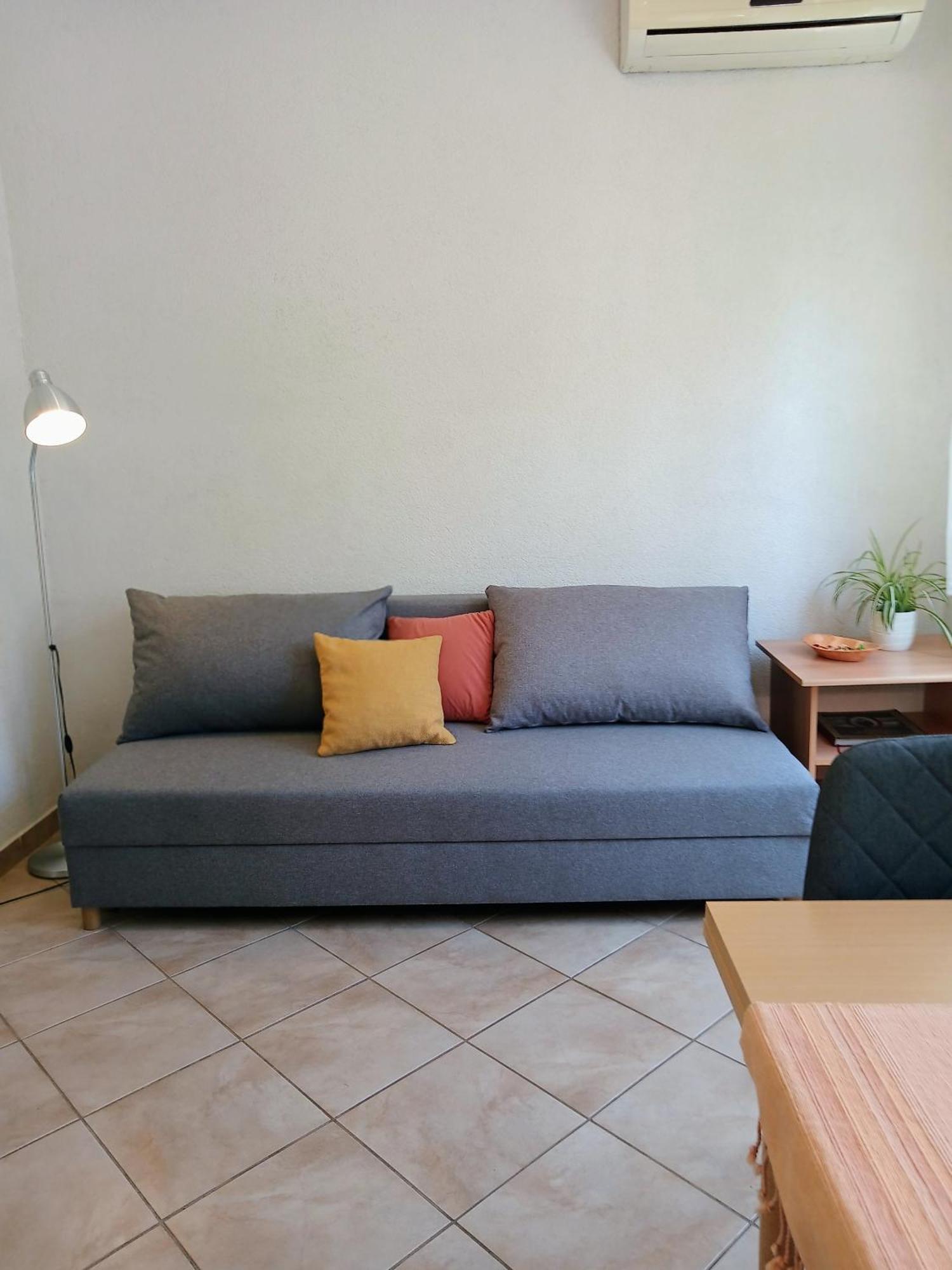 Apartments Jadranka Ivana Pula Bagian luar foto