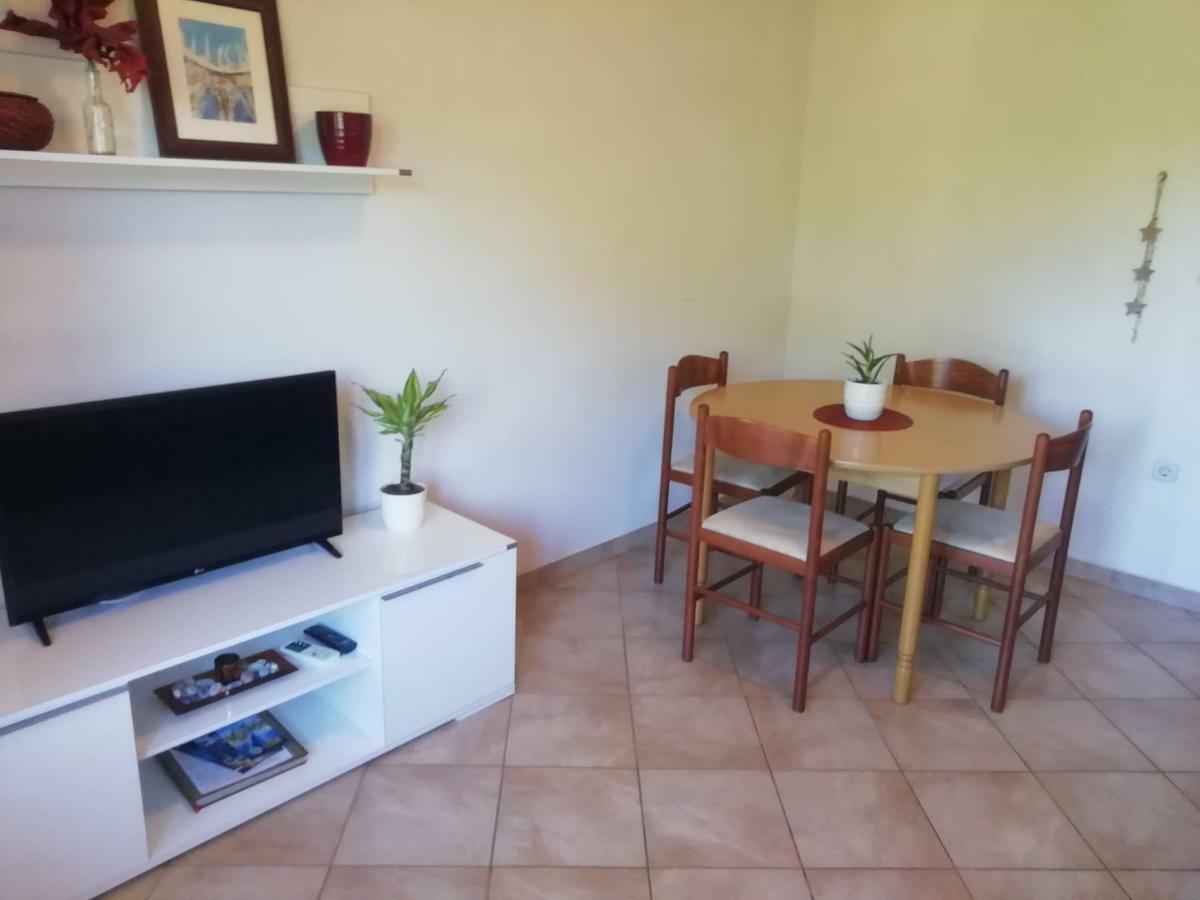 Apartments Jadranka Ivana Pula Bagian luar foto